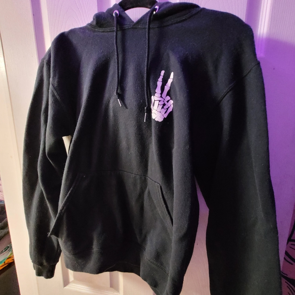 Small Black Hoodie Artist Union